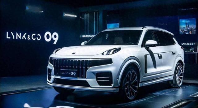 21万买“换标”沃尔沃XC90,全球安全豪华SUV,还要啥比亚迪?