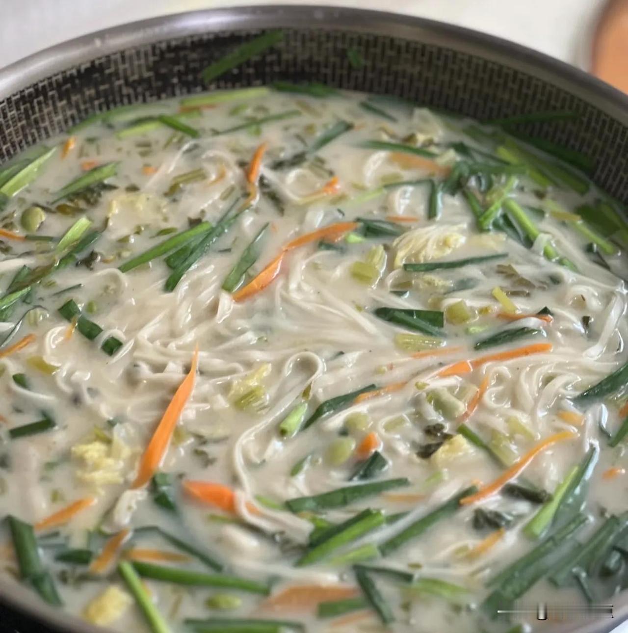 洛阳人这10个“怪癖”，外地人看傻眼：真·活久见！你要是走在洛阳老城区的清晨