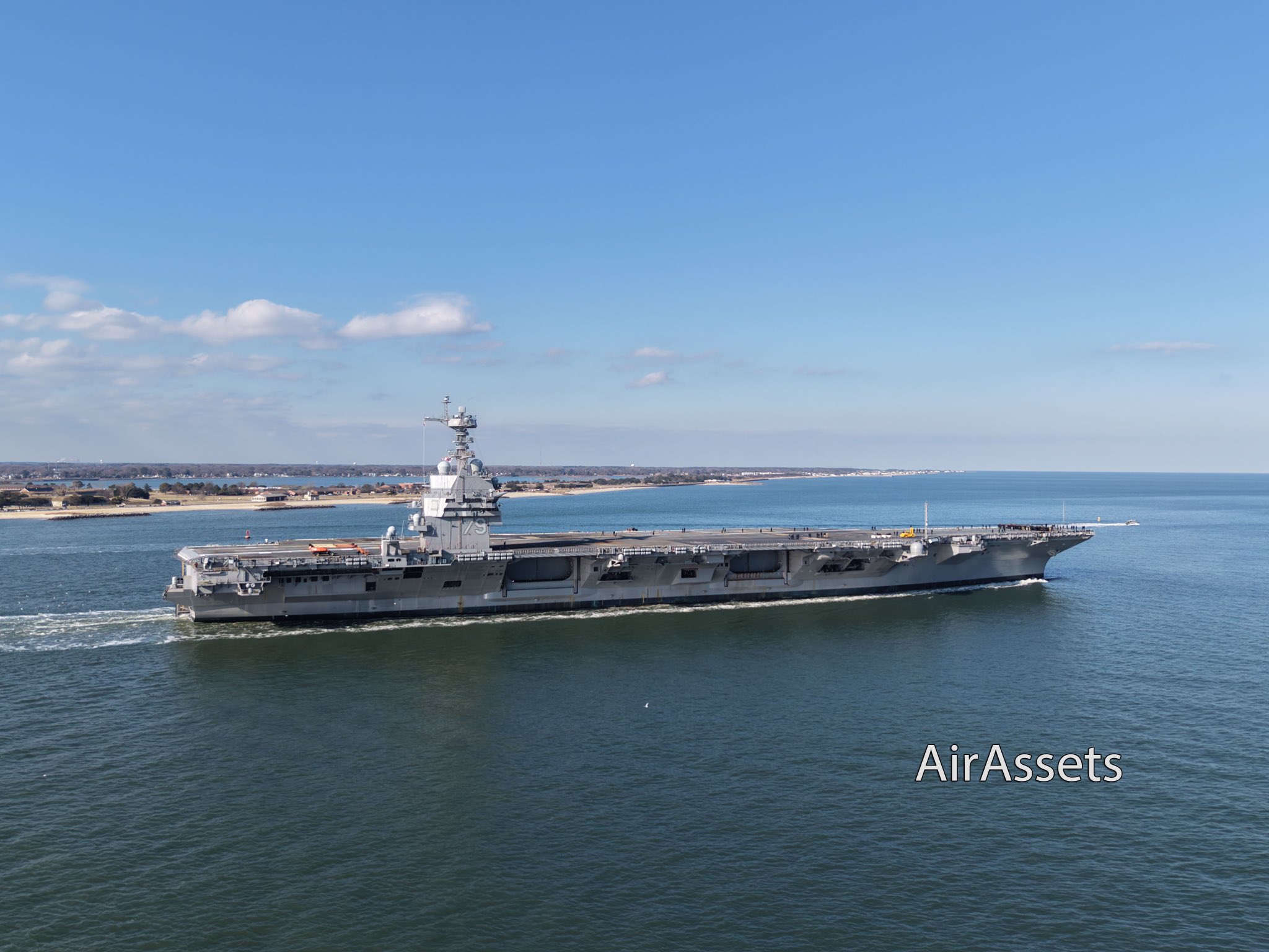 “肯尼迪”号航母首次试航, 预计明年7月交付