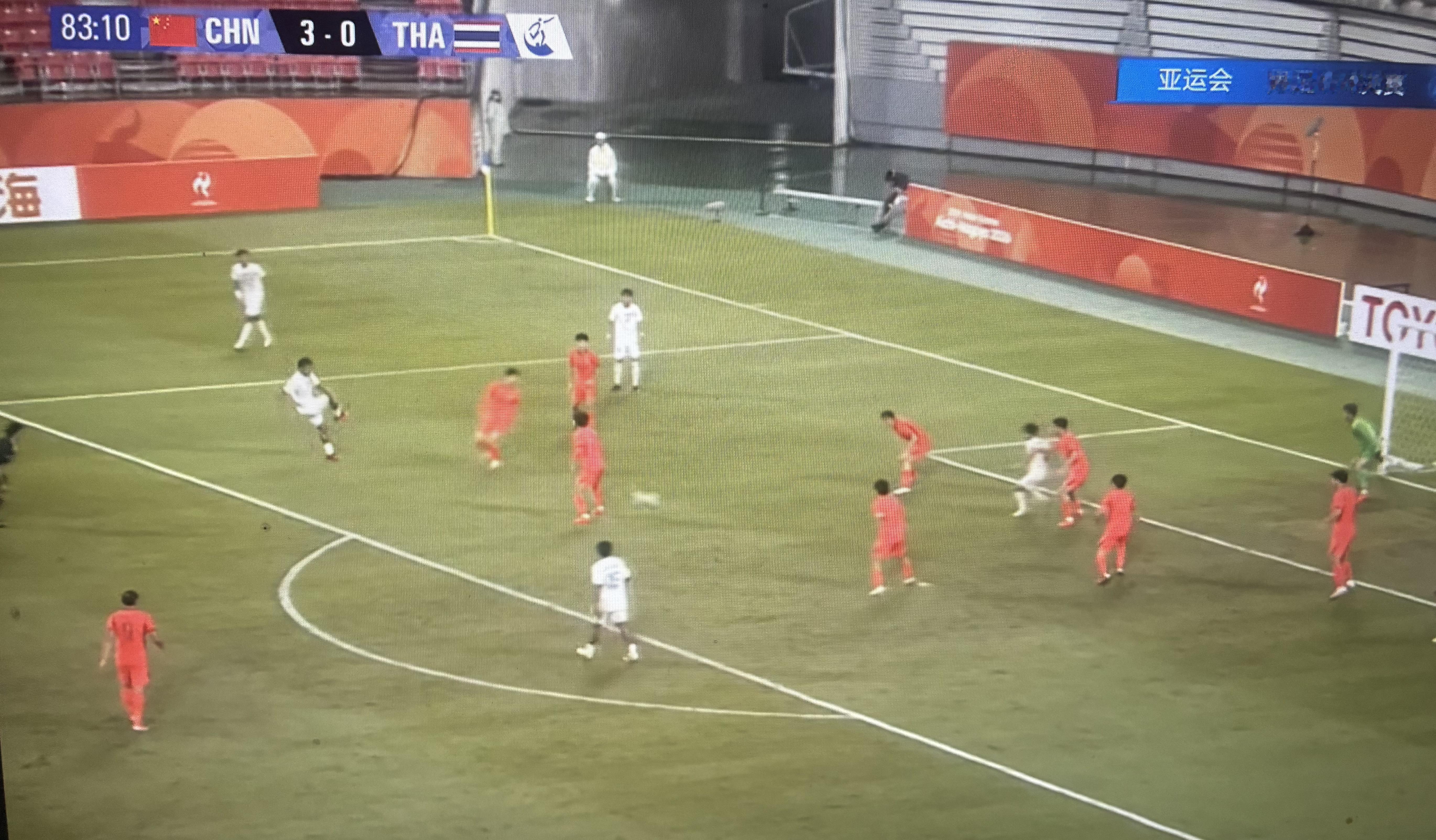 U23男足教练安东尼奥的策略我已经看明白了！！1，面对西亚或者日韩强队，采用的是防守反击的策略，稳防