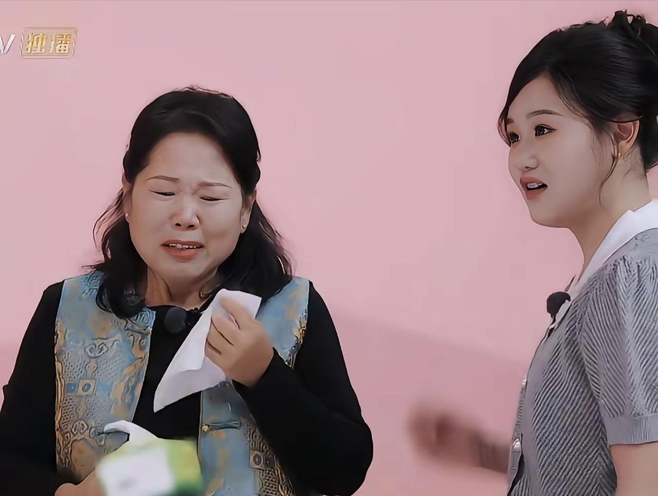 《我家那闺女2026》，这两组母女简直是反向剧本，像短剧照进了现实！一边是