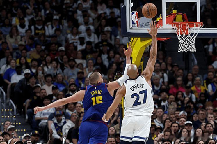  赢球功臣！戈贝尔用防守扼杀掘金，约基奇穆雷全被限制4月21日消息，NBA季