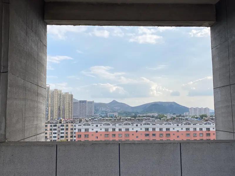 闲暇时出门走走，随手拍景色真的太治愈了。不用远赴远方，身边就藏着美好。就像之前登