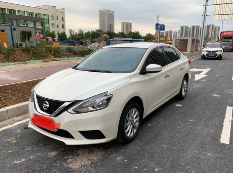 十万以下家用代步必选买了新轩逸经典快一个月了，总体给我的感受还是不错的！虽然动