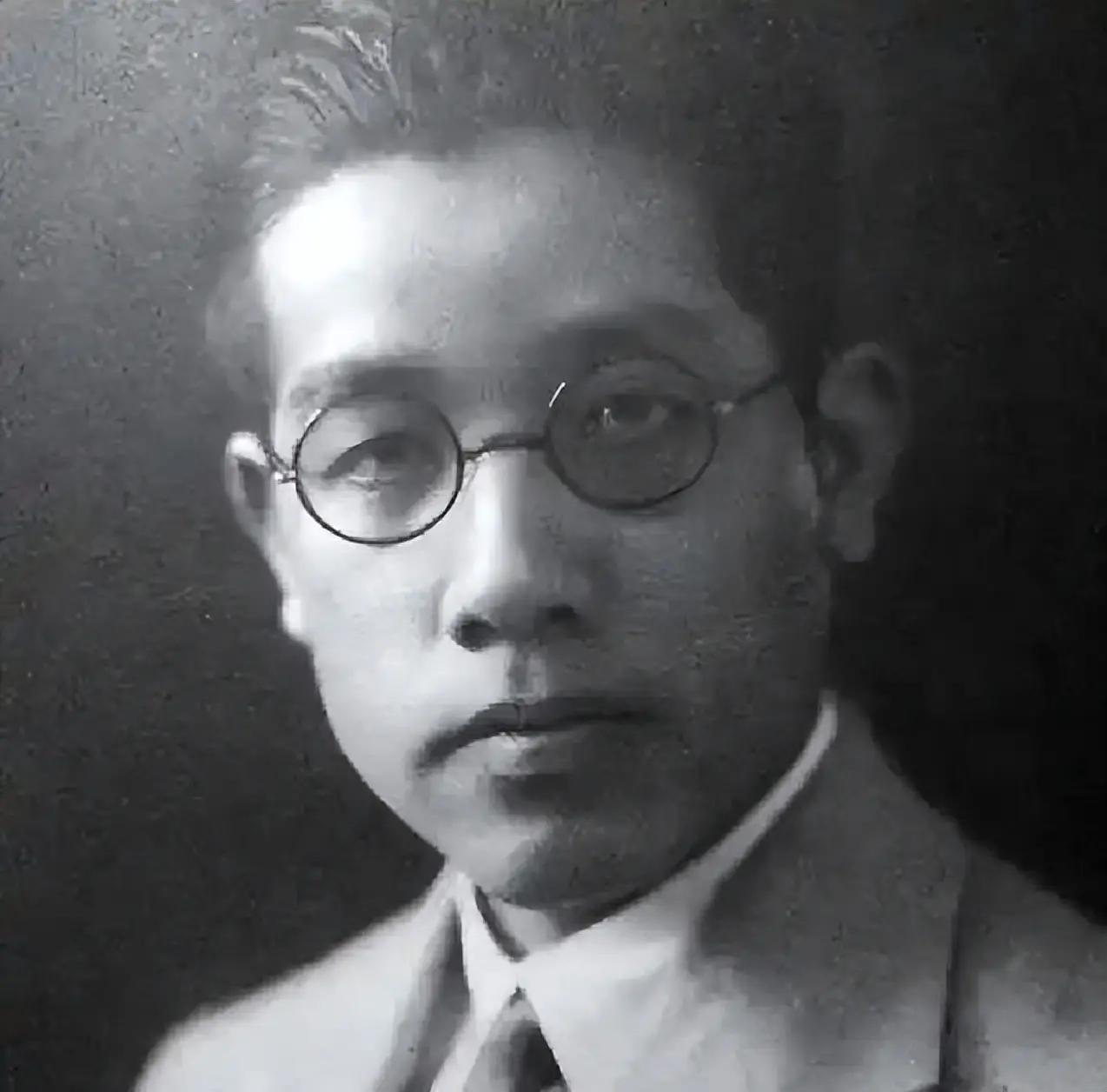 中国最大的汉奸是谁？他远比汪精卫更加可恨，要是没有他，日本连中国大门都进不了，