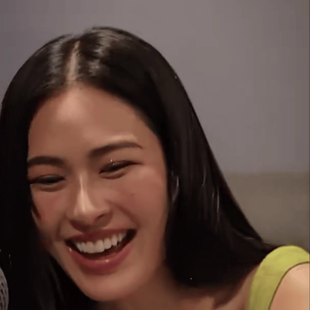 看到邝玲玲笑真的会很开心邝玲玲runch绘梦婚礼/邝玲玲