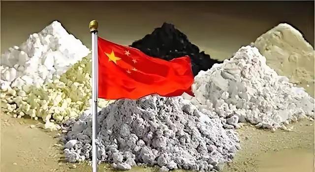 特朗普把洛克希德、雷神、波音、诺斯罗普全叫进白宫，命令精确制导武器产量翻四倍，整