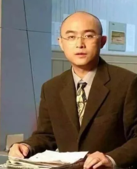 一次，金星问孟非：“你跟你老婆生活了20多年了，都说“七年之痒”，20多年你痒了