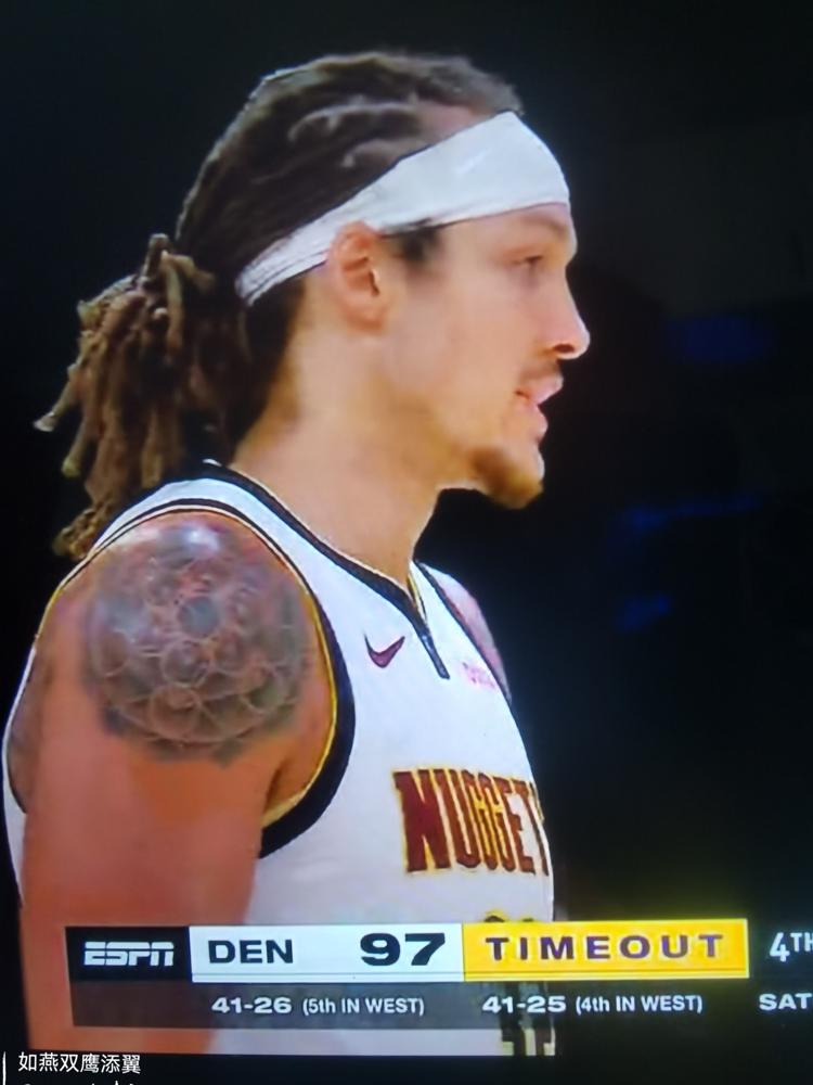 你敢信？穆雷14投1中摔毛巾离场掘金居然把湖人逼到0.5秒绝杀！说真的，穆