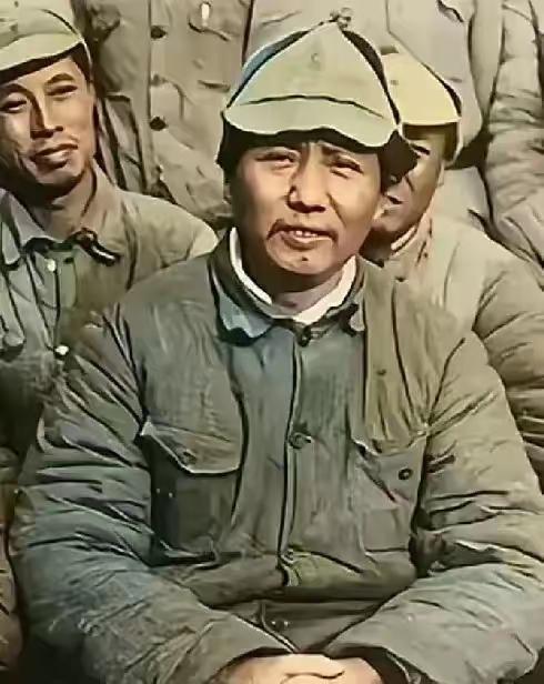 刷到这条请停下，心中无限怀念，毛主席恩情永不忘。有谁能让亿万人穿越时空还深深怀