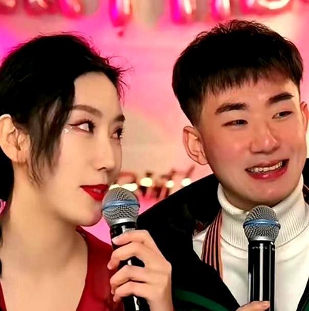 郭麒麟看了都得沉默！郭德纲给陶阳办的这场婚礼，排场之大，用心之深，恐怕亲儿子都