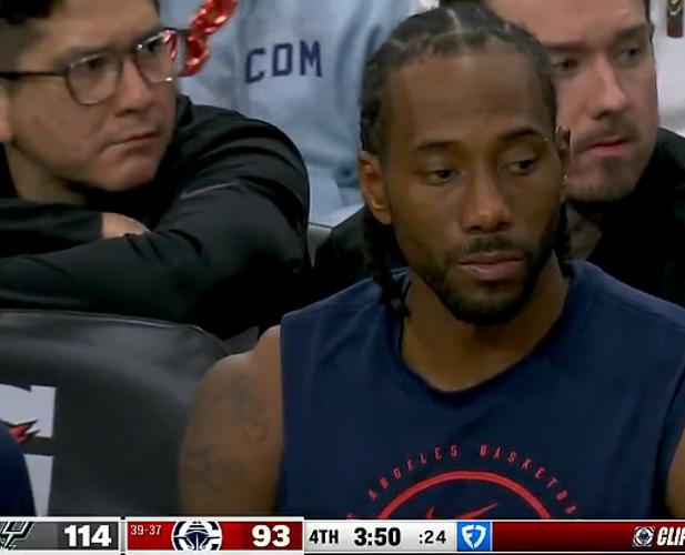 22中1的三分，这也太奇葩了，伦纳德生无可恋啊！今天马刺118-99大胜快船，