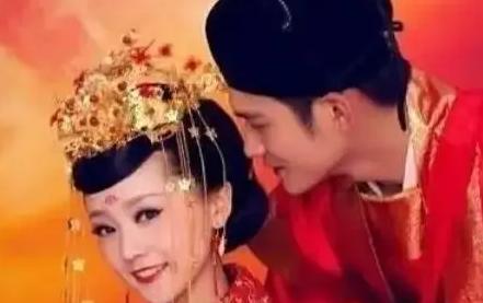 大明朝公主刚结婚，与驸马干柴烈火，在没有得到“管家婆”允许的情况下、缠绵了一夜，