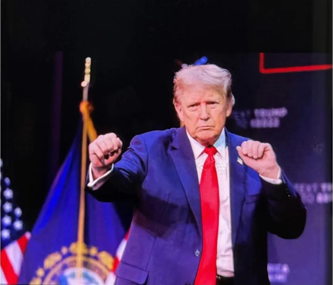 看了那个前白宫医生的爆料，我是真服气了，这老头子根本就不是一般