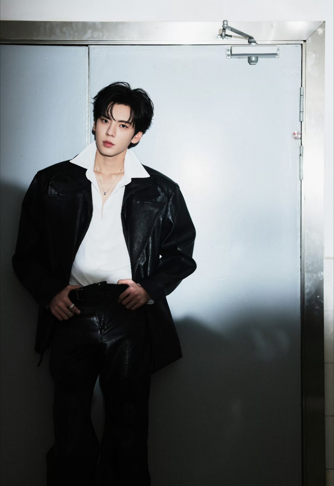 毕雯珺这身高！！羡慕了，还这么帅，唱歌又这么好听，绝了我的哥！