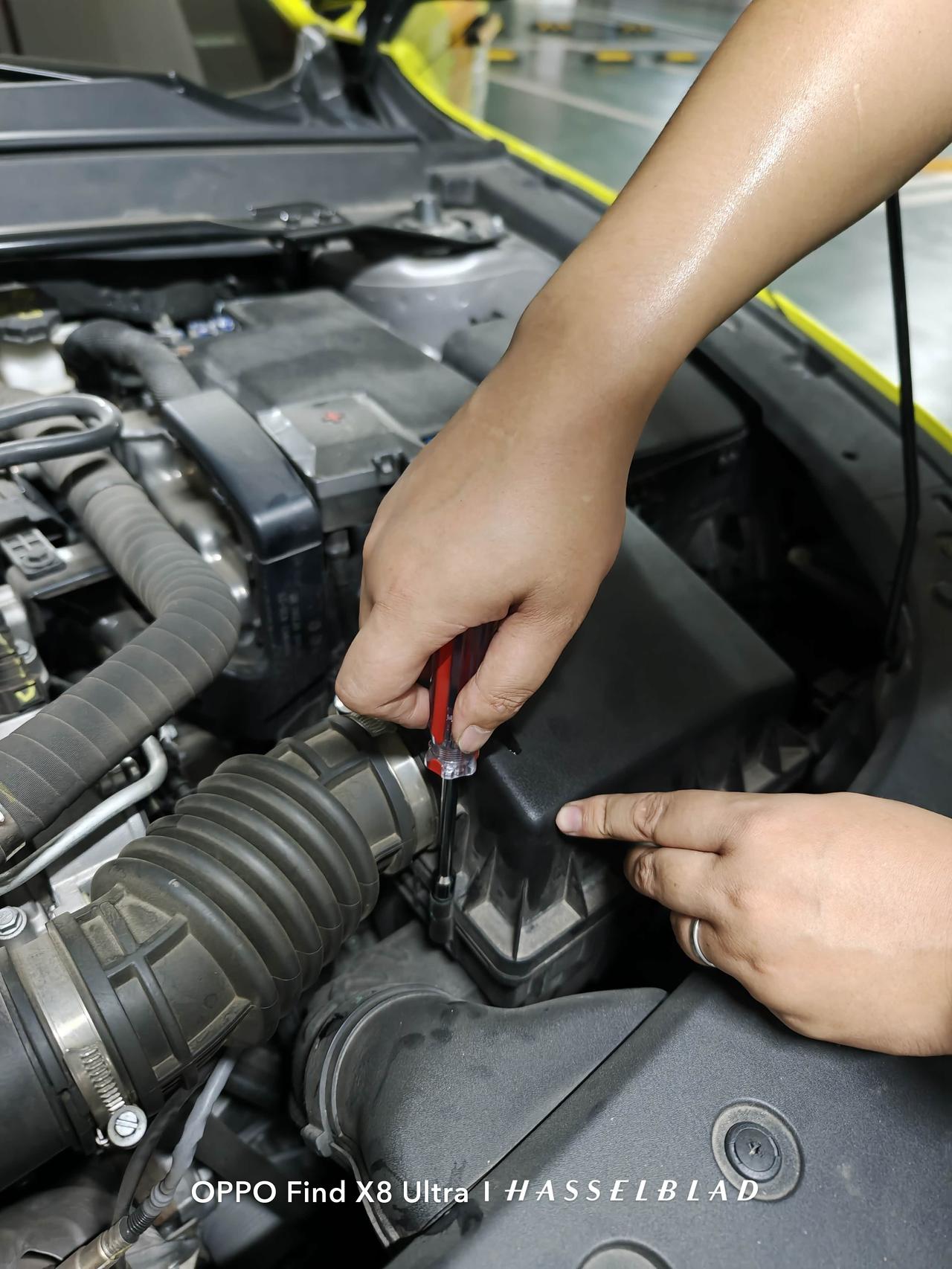 4S店“隐性消费”：保养时偷偷加项目，结账时才告知我的车到了常规保养时间，提前