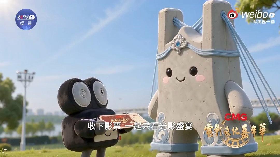 电影文化嘉年华在武汉每个身影都是主角武汉的好看不在景点里，在热干面摊前排队的人