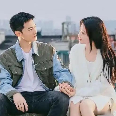 曝杨洋[search_image]和顶流95花谈过恋爱有网友爆料称，