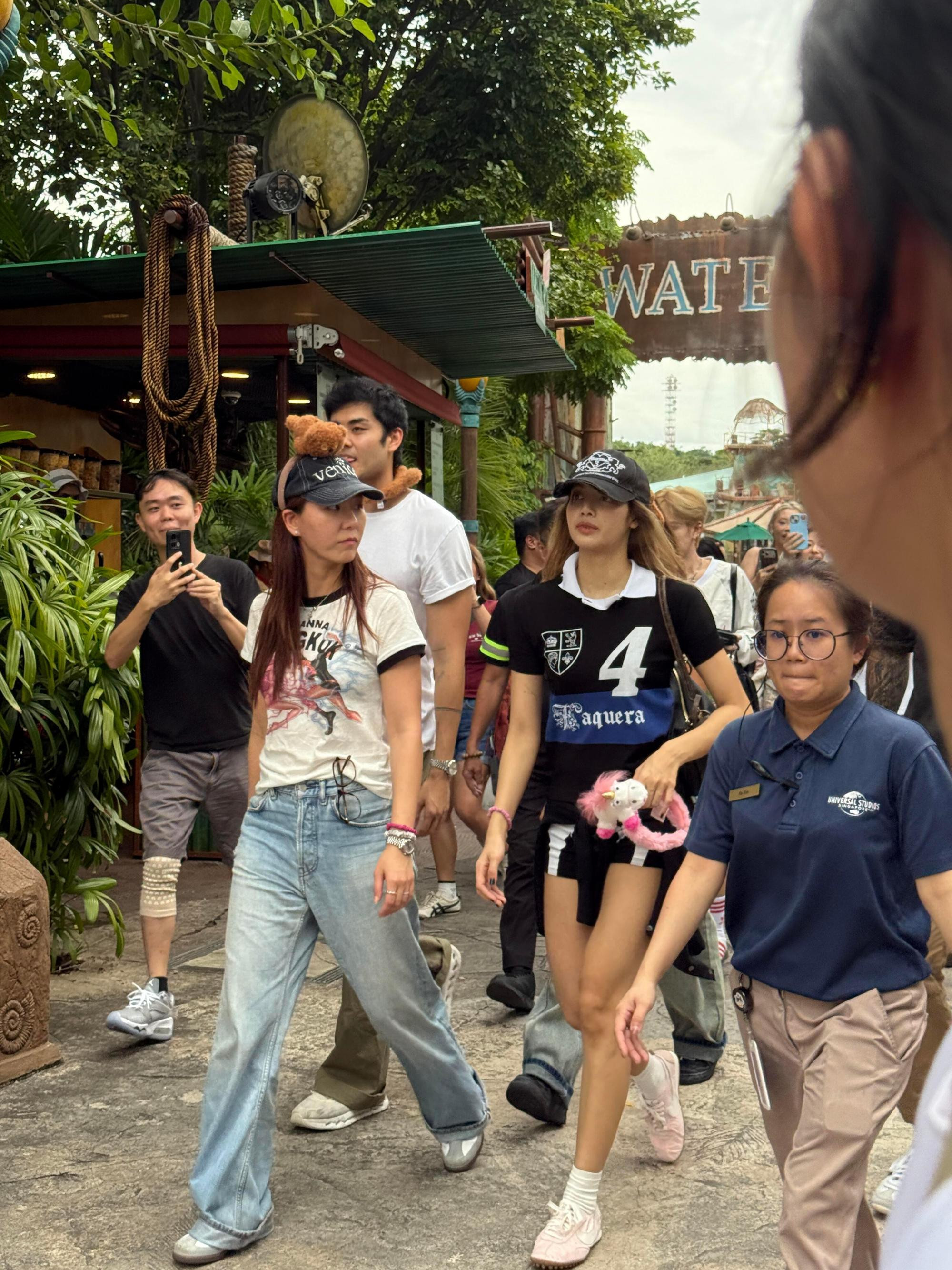 跑去新加坡环球影视城了呀~