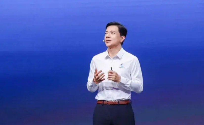 【硅谷天价抢AI人才白热化，李彦宏十年前就已入局】当Meta为8名AI研究员