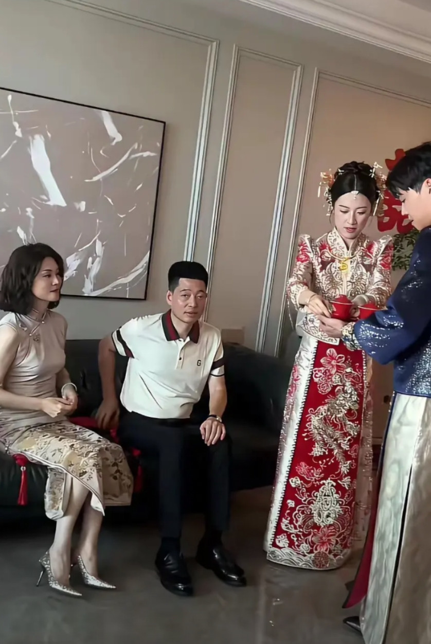 我感觉这婆婆还能生！太年轻了