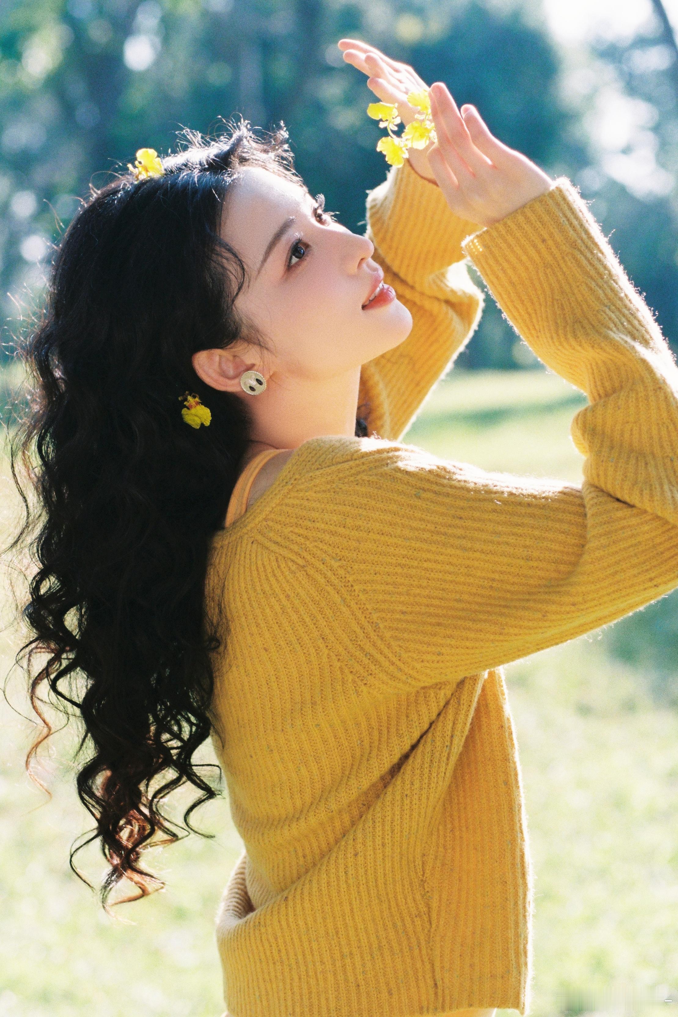 王楚然寿星体验卡王楚然分享生日造型，叮一日寿星体验卡，楚然生日快乐，生日愿望都