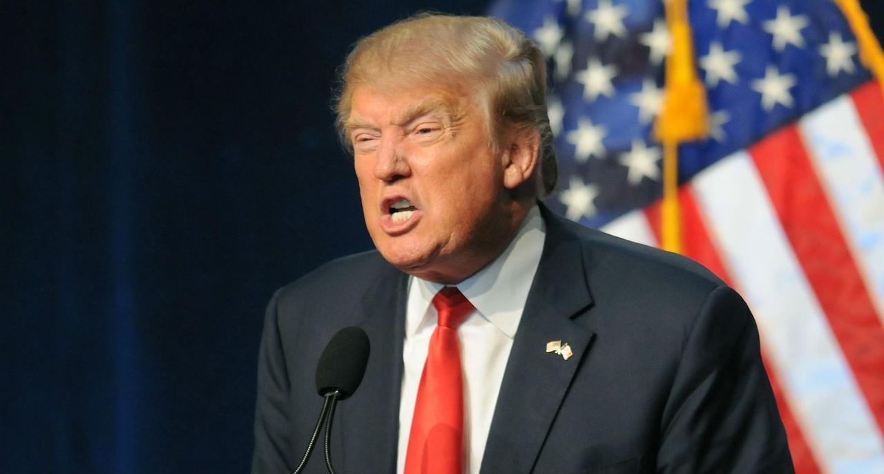 果然，我所预料的场景终于发生了。特朗普在签署涉台法案后，美国商务部立即发布声