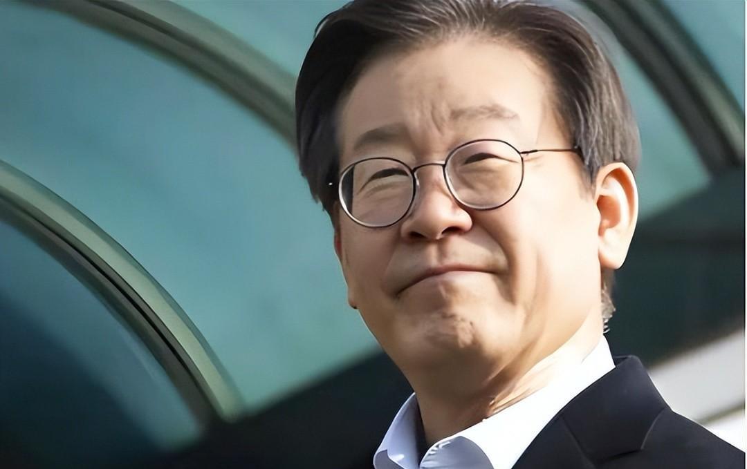 尹锡悦，想要破除“青瓦台魔咒”的手法，是把总统府从青瓦台搬到龙山国防大楼~李在