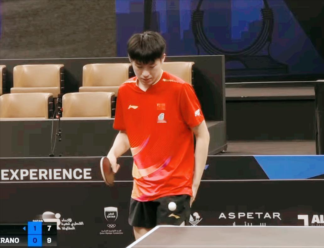 雄起！温瑞博燃烧了，真敢打！第一局温瑞博11:9拿下第二局第一个球雨果