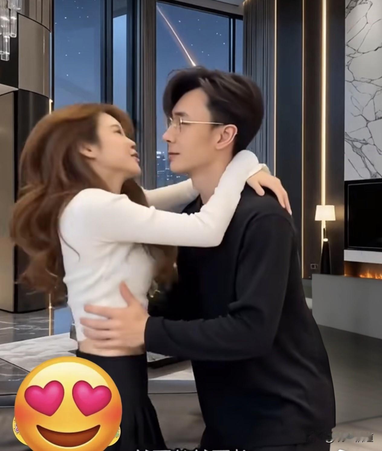 相亲她骂我直男癌，我骂她田园女拳，骂完我俩领证了婚介所朋友视频通话，一脸恍惚