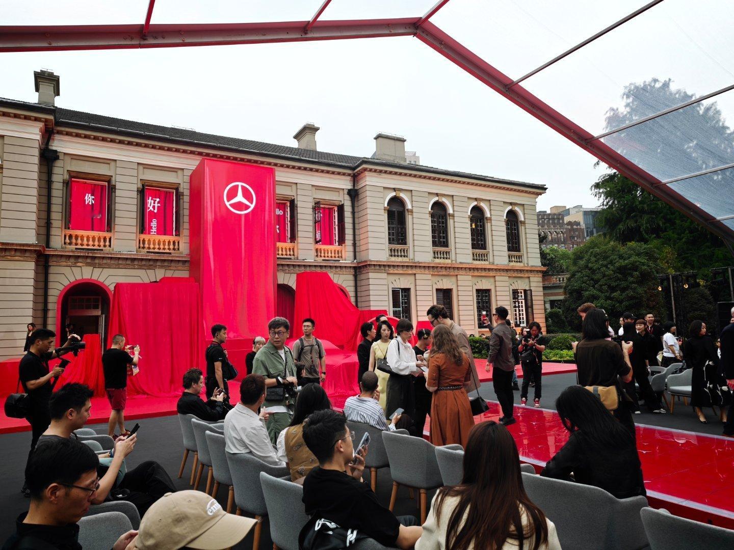 来参加梅奔超有设计感的活动，必须和多请教下[鼓掌][鼓掌][鼓掌]​​​