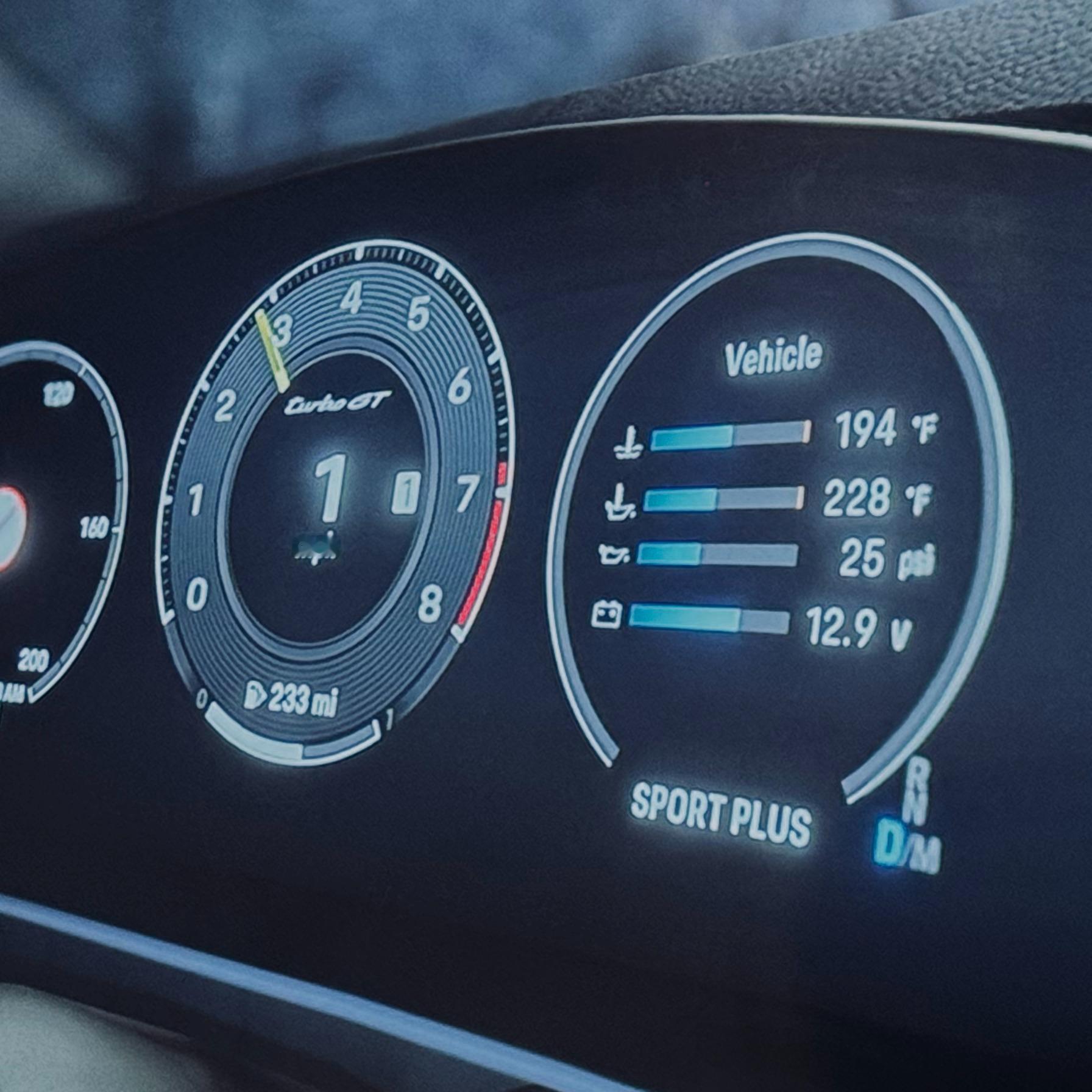 哦吼《生化危机9》第一遍先慢慢探索后面试试速通49岁的里昂开上了Cay