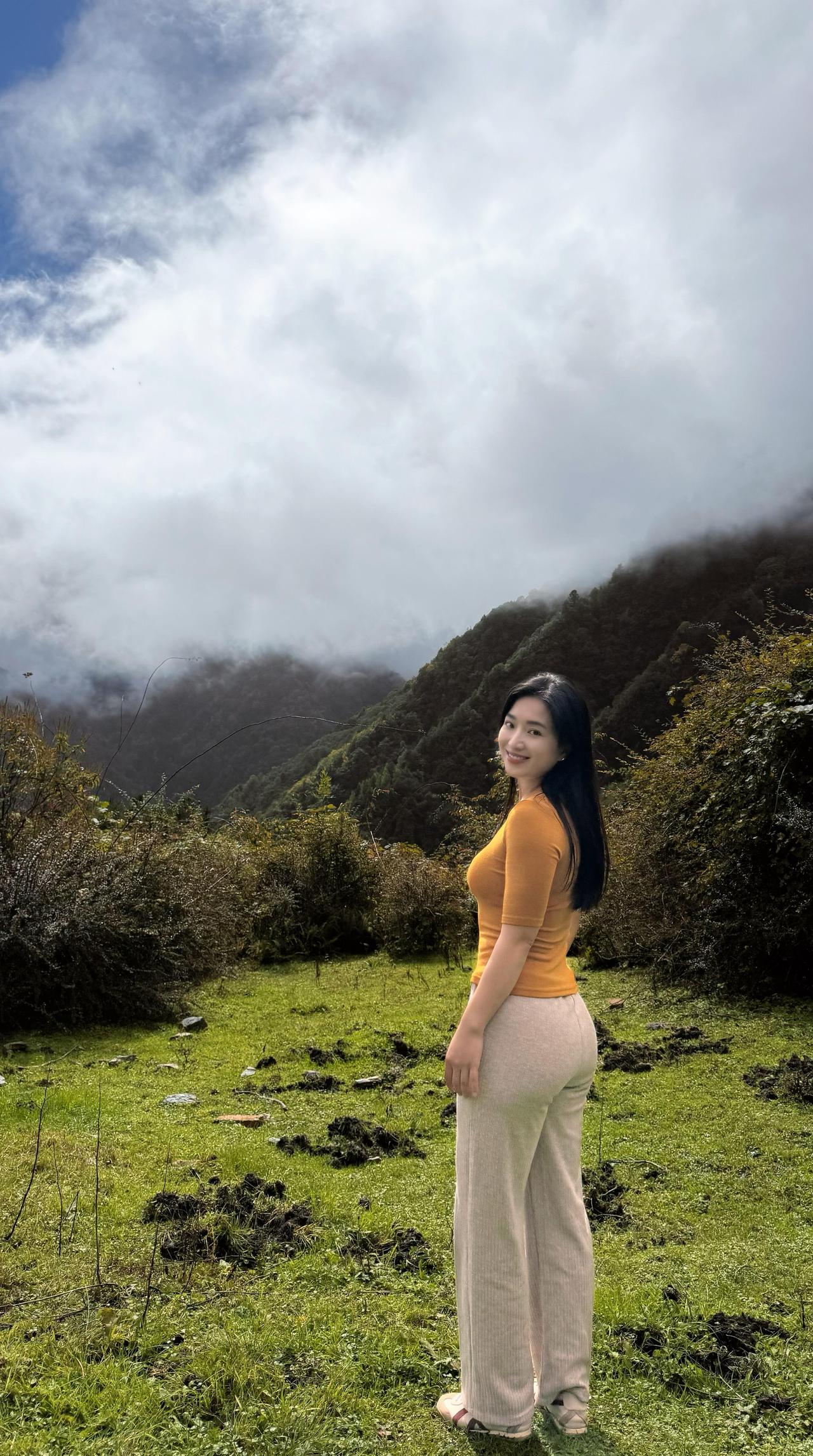 有些感受只在山野生长⛰️,入秋来第二次爬山。你们多久爬一次山呀女人30➕微胖每