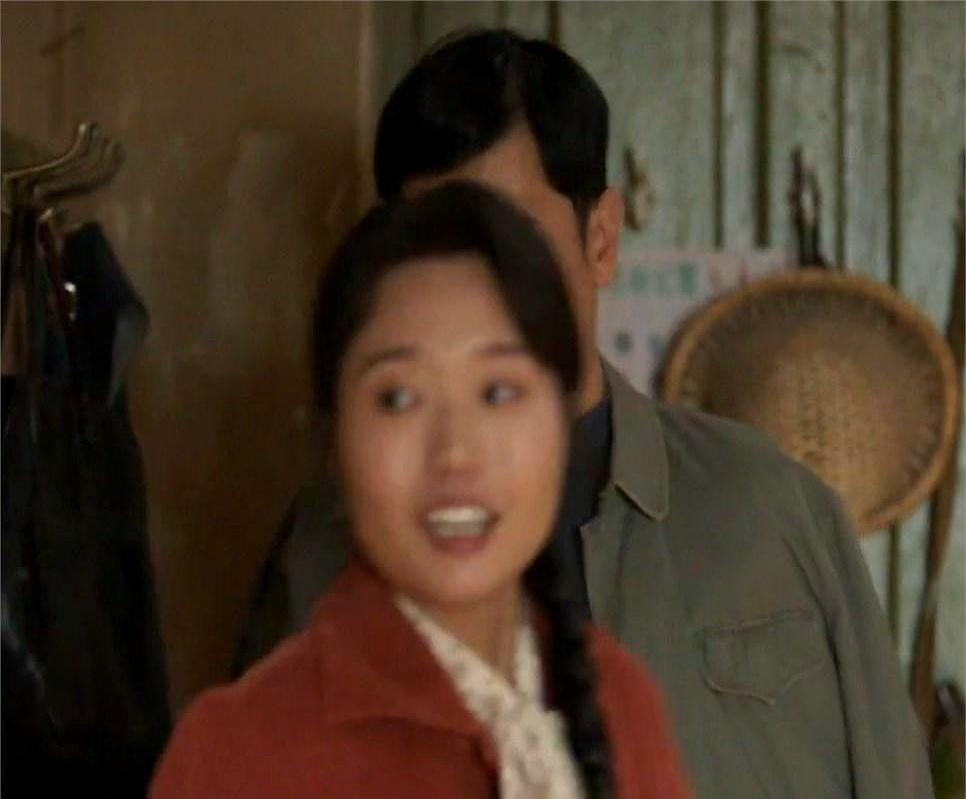 收视率破3.6，梅婷、田雨都稳如泰山，一部央视年代大剧，却差点被李雪琴一个人搅了