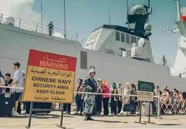 为什么中国撤侨时，武装分子不敢袭击？答案简单得让人想笑，因为他们是武装分子，不是