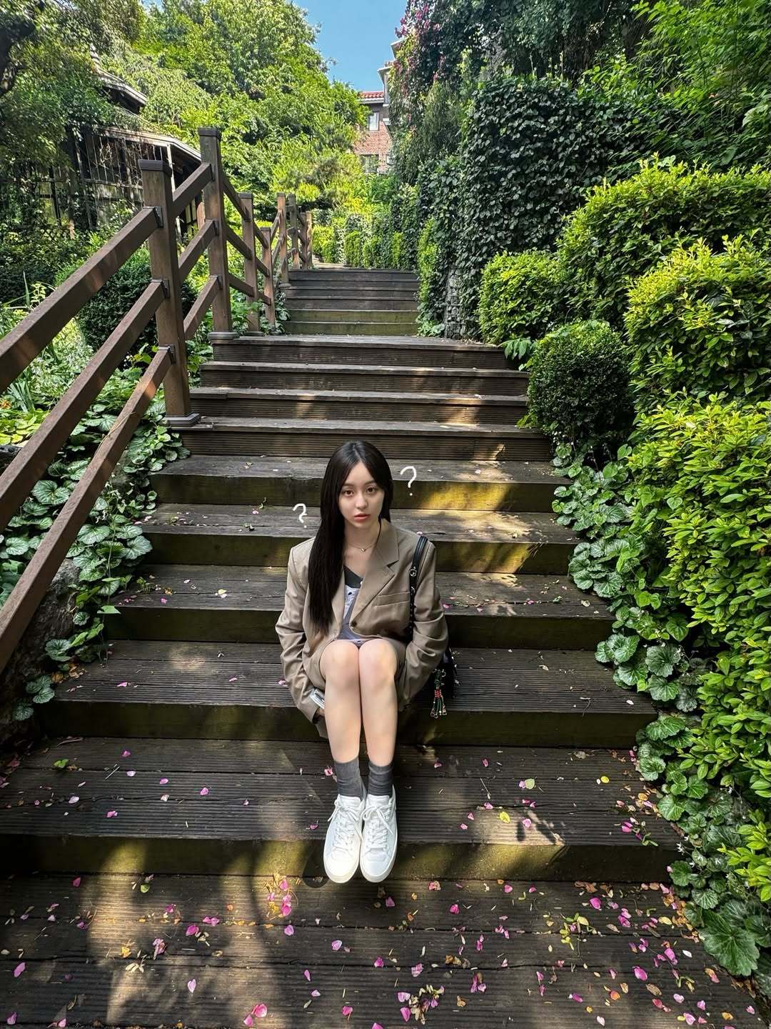 朴持厚ins更新