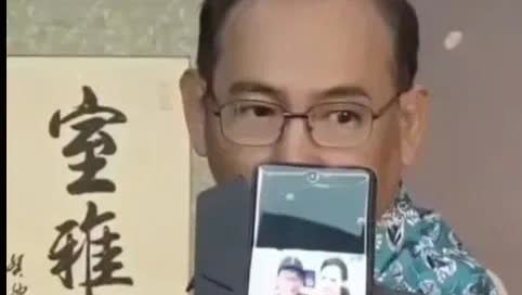 谢雷这几天可真是上蹿下跳的非常活跃，不仅要给安纳金的宠物狗办葬礼还要带拉师叔把常