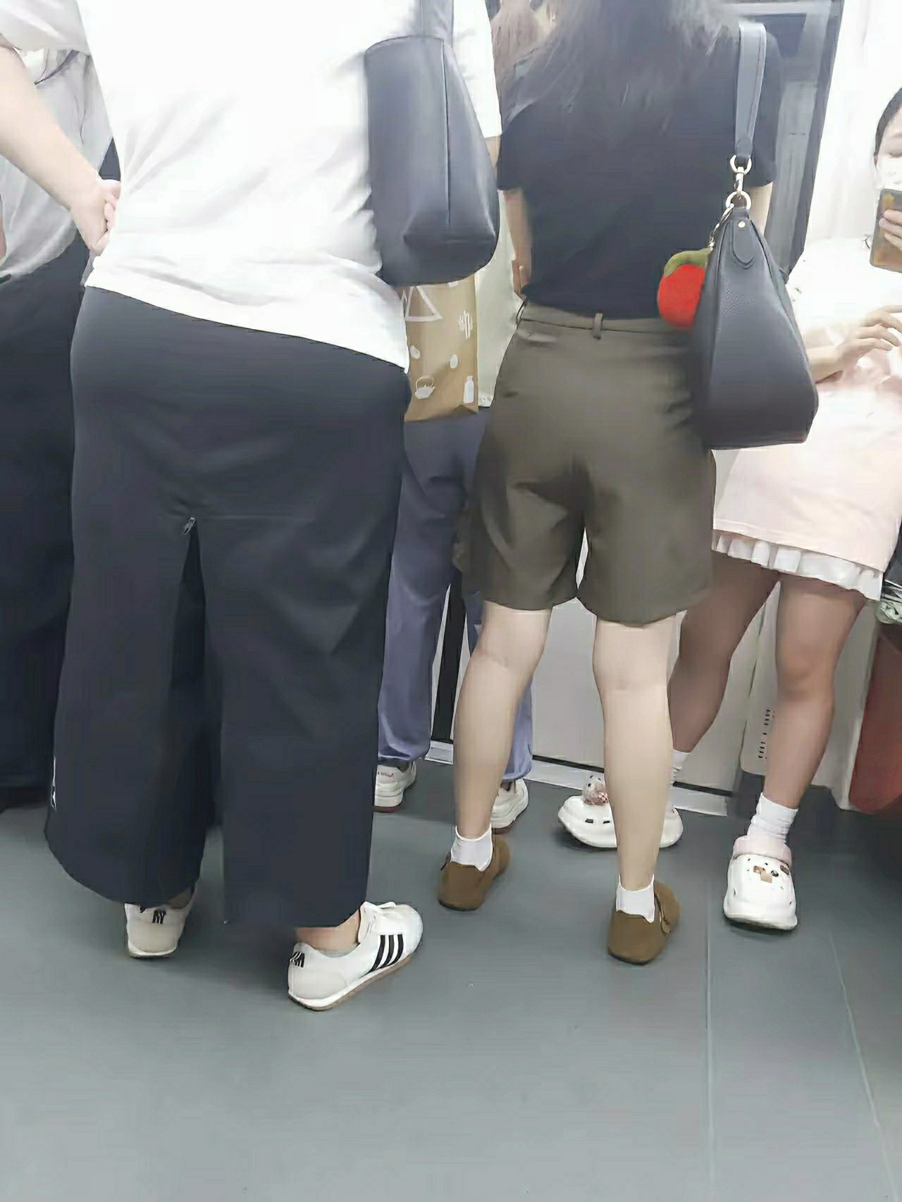 论裤子对身材的重要作用