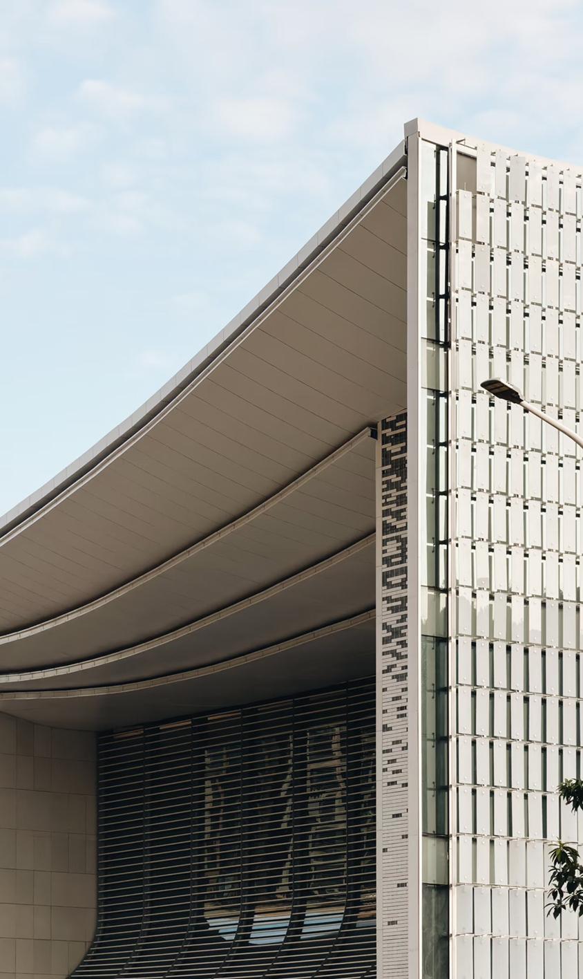 福建省美术馆新馆最新现场图！图书馆坐落在闽侯旗山湖畔，外观融入了古厝造型的设