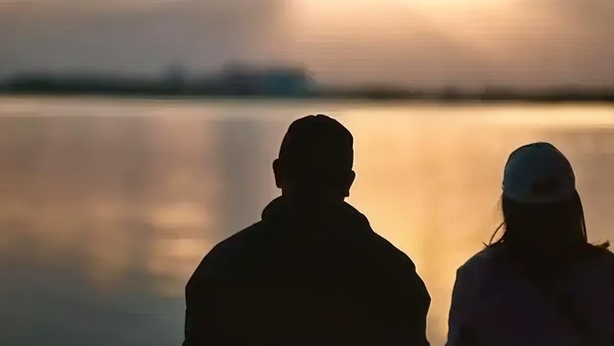 生命如此脆弱：一场家庭悲剧背后的深层反思与温暖呼唤11月5日，一网友发视频称