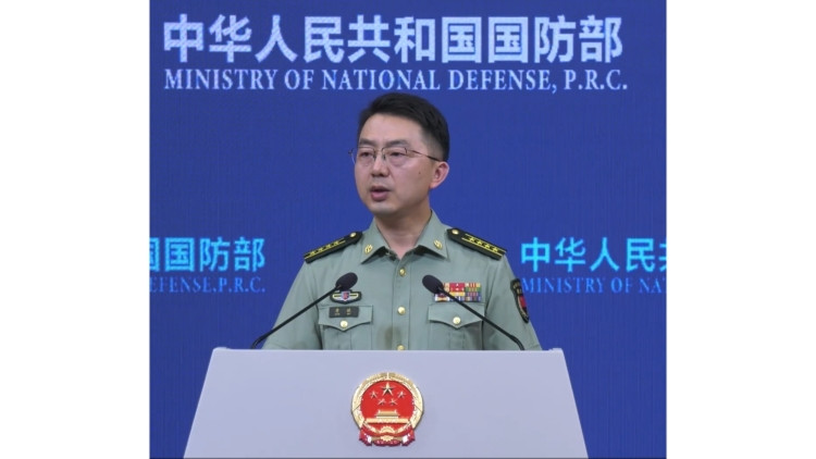 国防部：赖清德之流闹得越欢，就灭亡得越快！7月8日下午，国防部新闻局副局长、国