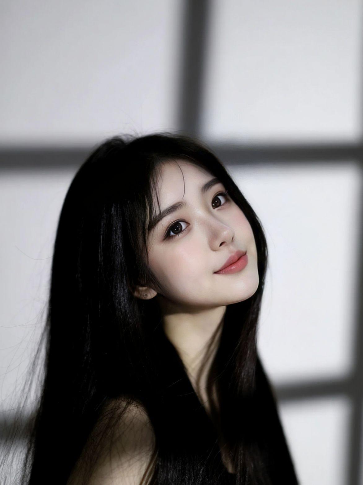 AI光影侧颜照 ai创作 原来ai写真可以这么美  谁拍谁好看 美出高级感