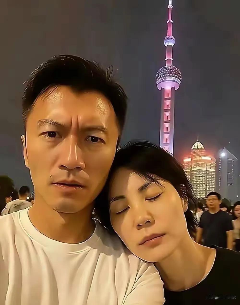 谢霆锋坦言不娶王菲，背后原因与张柏芝的猜测不谋而合。两人历经婚姻波折，早已看透世