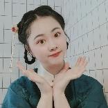 人性潜规则：1．女人不留情，男人便不会多情。2．女人不惦记，男人便不会相思。