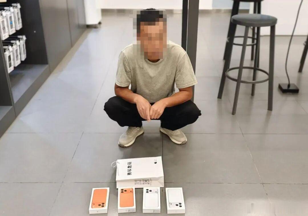 #网络文明陇风清##甘肃身边事##兰州身边事#拆了包装盒邮寄新手机就能返利？民警：信了他，你就亏大了