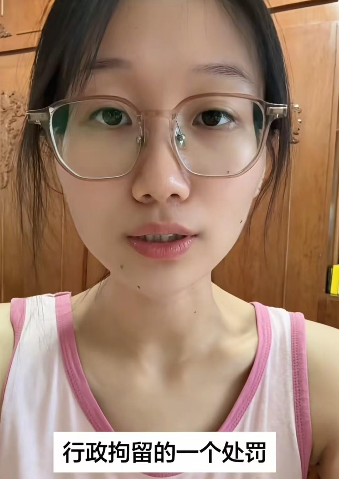 慕田峪长城插队后续！导游已被拘留，女子透更多，文旅局将约谈处罚。7月8日，当事