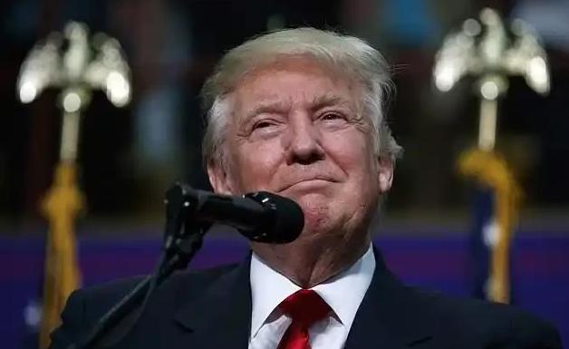 太高明了，特朗普竟然想出这么一招，这回伊朗难办了，全世界油轮都高兴了 特朗普