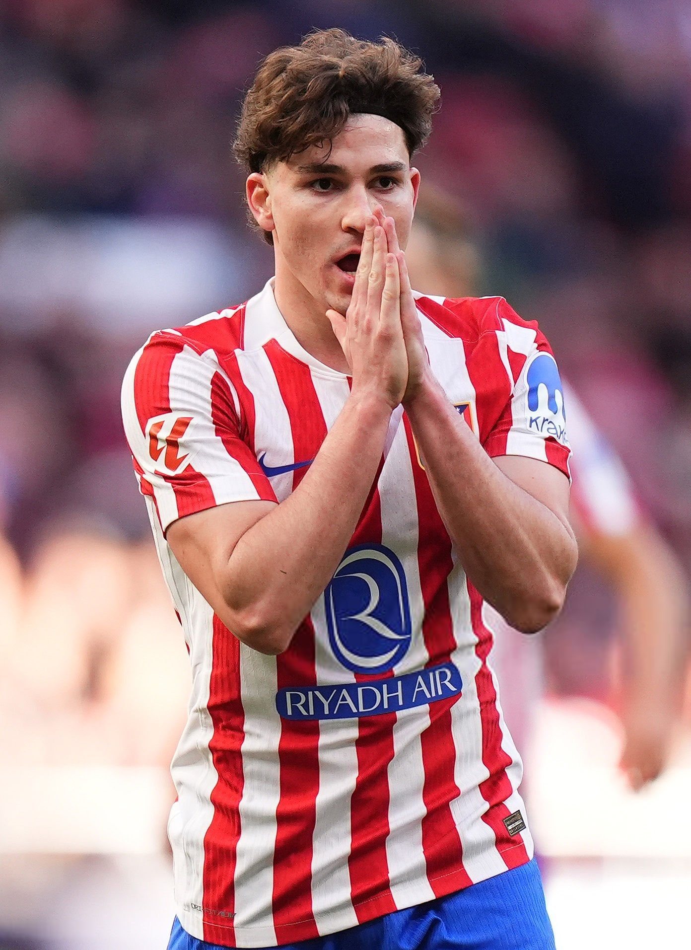 每体：朱利安·阿尔瓦雷斯是巴塞罗那在即将到来的夏季转会窗口的首要目标。如果1