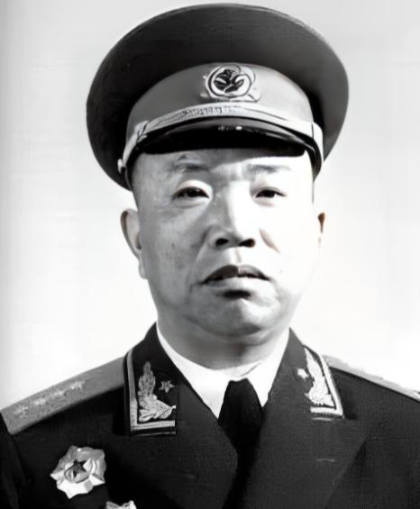 1974年，一个叫王季迟的女兵请假回家奔丧。政委拿起假条一看，脑袋嗡的一下。亲属