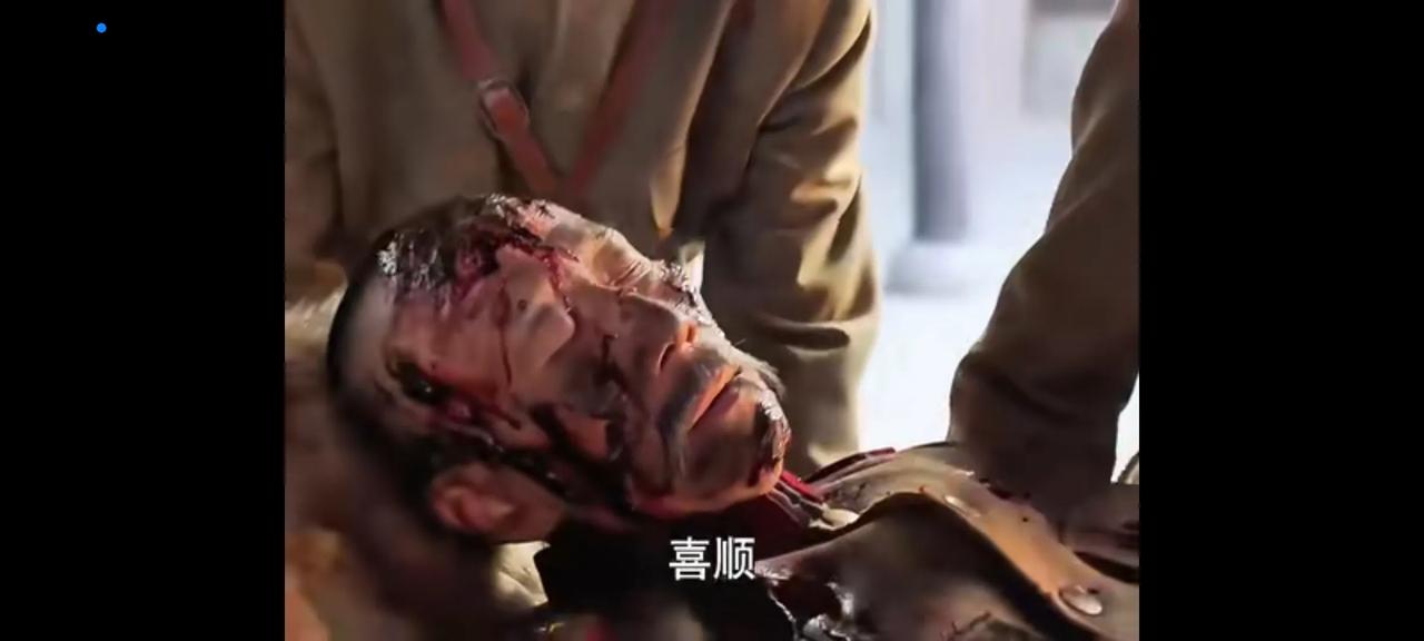 这个张作霖当年可是东北最高行政长官，手下军队三十多万，武器装备超过了蒋介石的中央